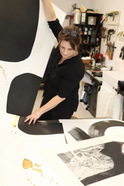 atelier de l'artiste graveur contemporain Christine Guichard